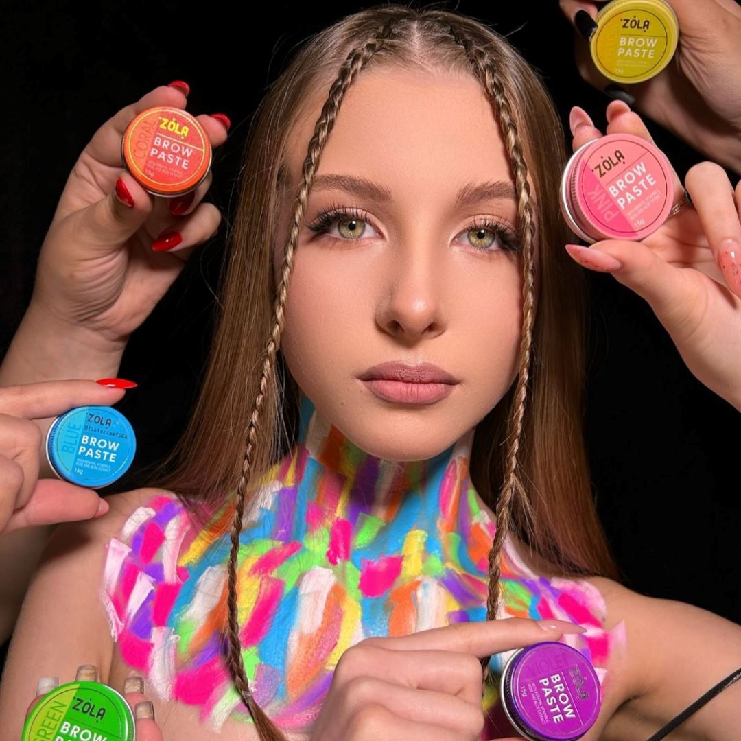 Zola Brow Paste in 6 kleuren, inclusief speciale blauwe editie in samenwerking met Viktorina Vika.