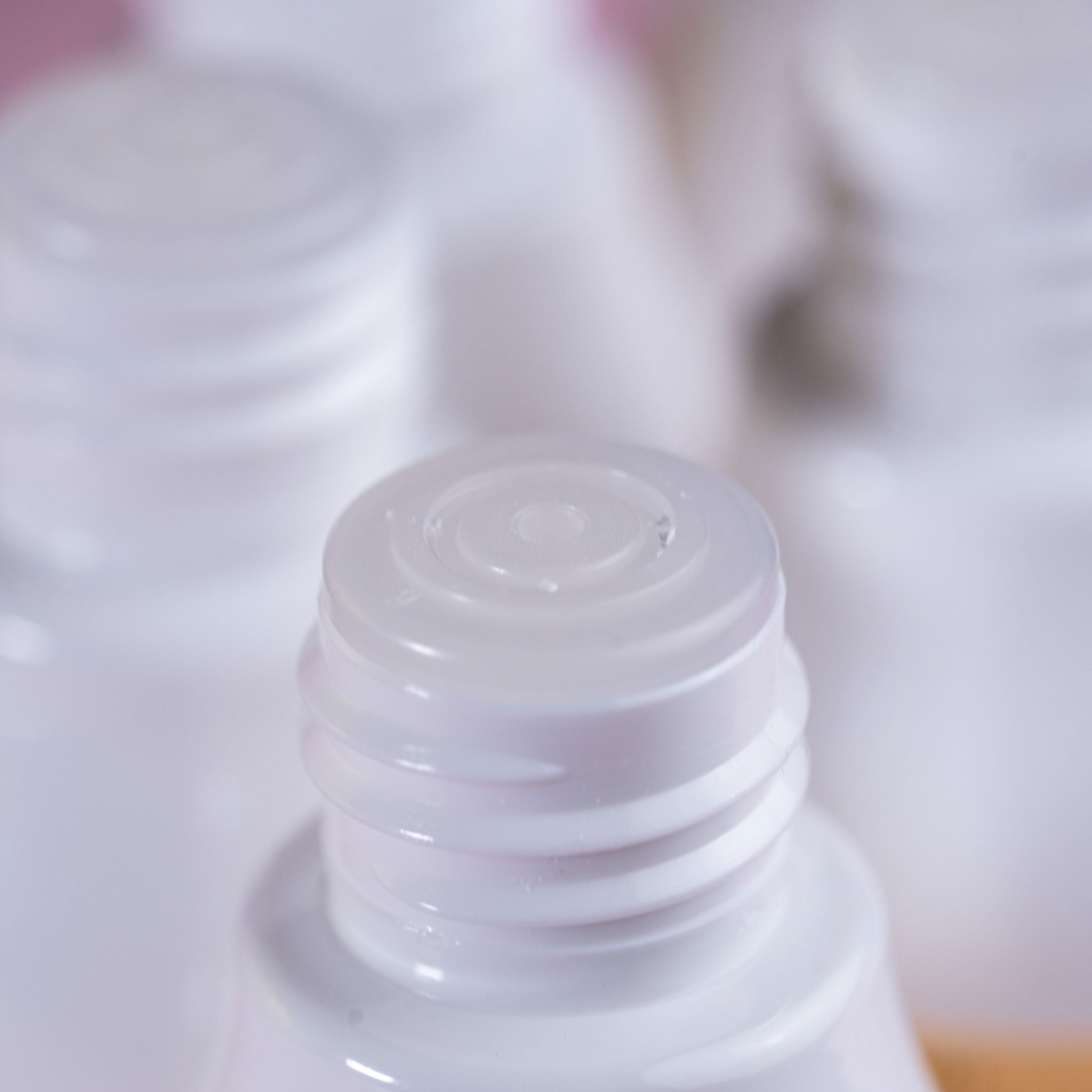 ZOLA x BROWSTAR | Fresh LamiPads - Disinfectant & Cleanser for silicone shields ZOLA