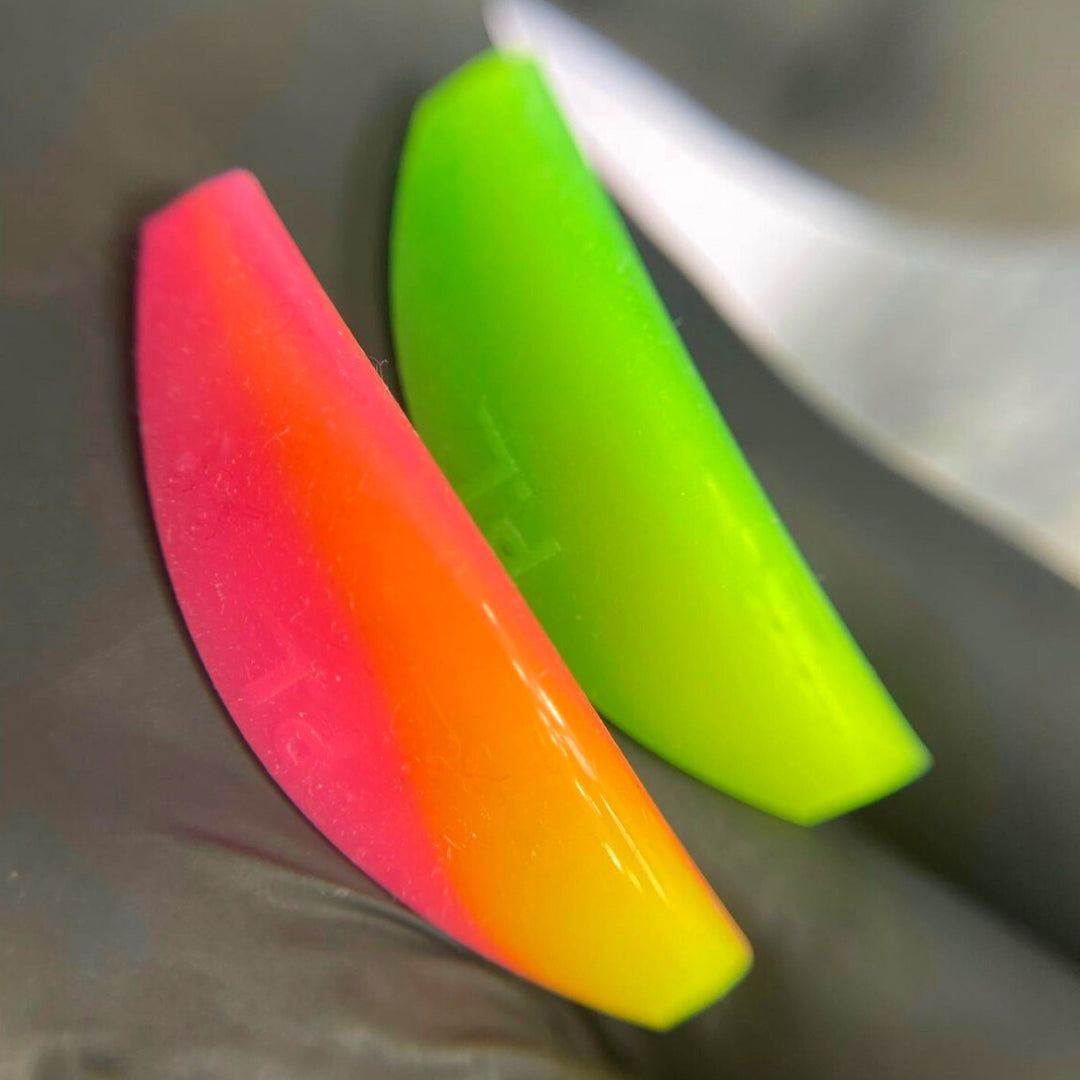 PERFECT LINE | NEON OMBRÉ SHIELDS perfect line