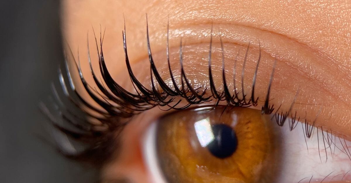 Wimperlift Behandeling: Een Stap-voor-Stap Gids voor Professionals