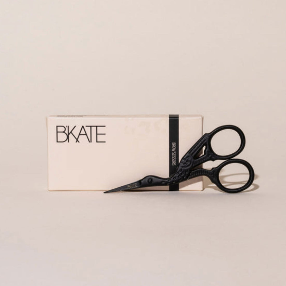 B’KATE Scissors zwarte wenkbrauwschaar 