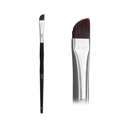 OKO | SOFT LARGE ANGLED BRUSH 06 - Black or Blue OKO Zwart 