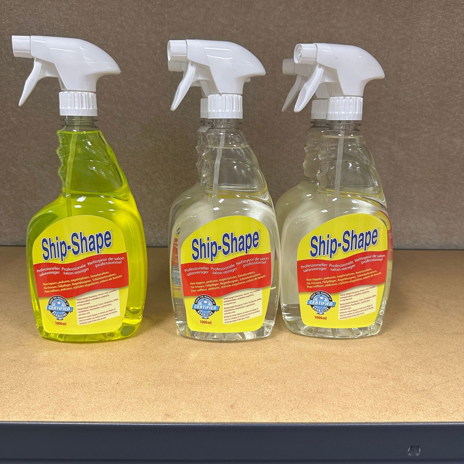 **Discolored** BARBICIDE | SHIP-SHAPE SALON REINIGER - 1000ML